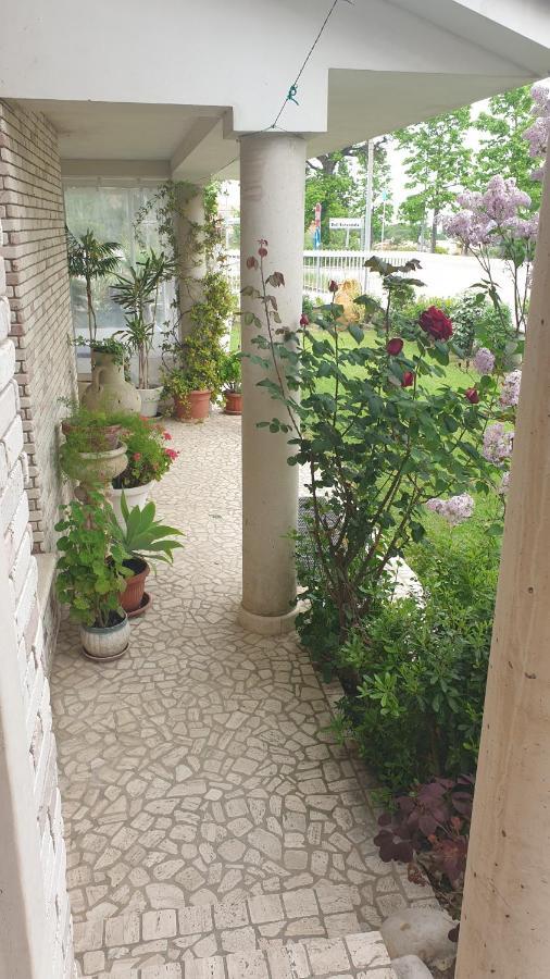 Villa Gioia Rooms Montegranaro Buitenkant foto