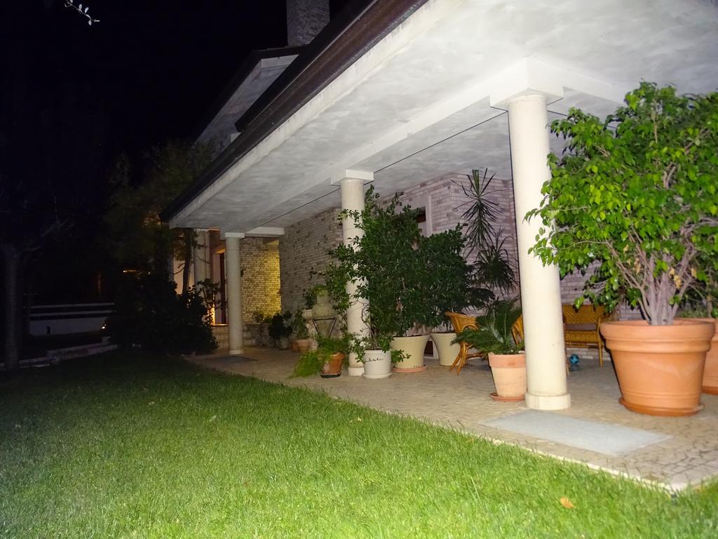 Villa Gioia Rooms Montegranaro Buitenkant foto