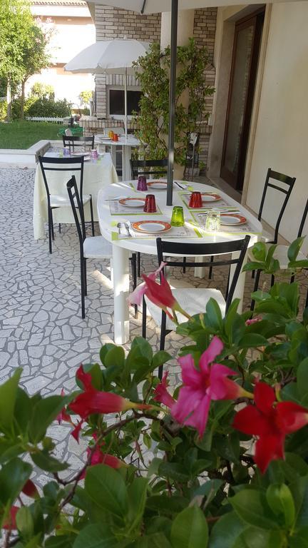 Villa Gioia Rooms Montegranaro Buitenkant foto